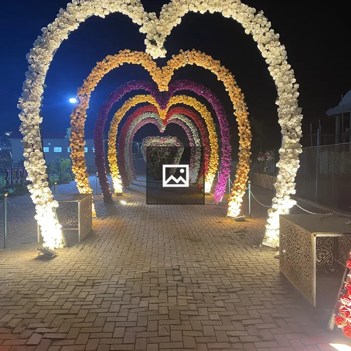 Flowers Heart Walk Frame