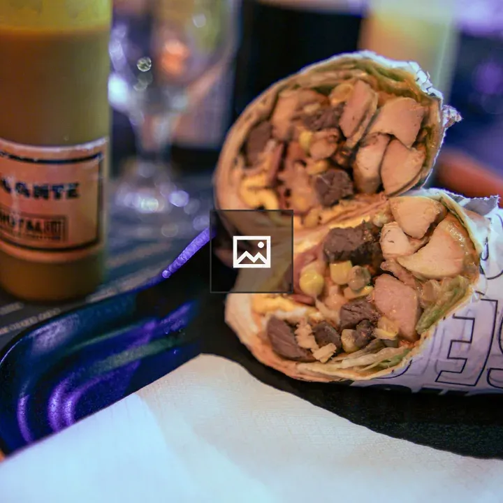 Sliced wrap with grilled meats