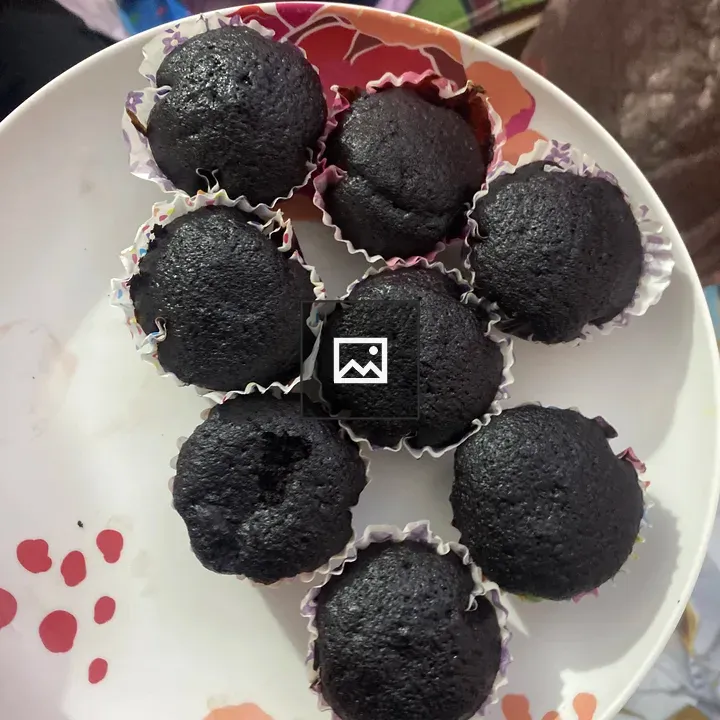 Plate of eight chocolate cupcakes