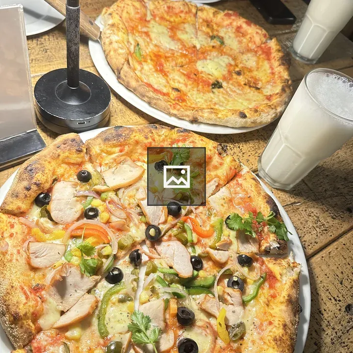 Pizza with assorted toppings