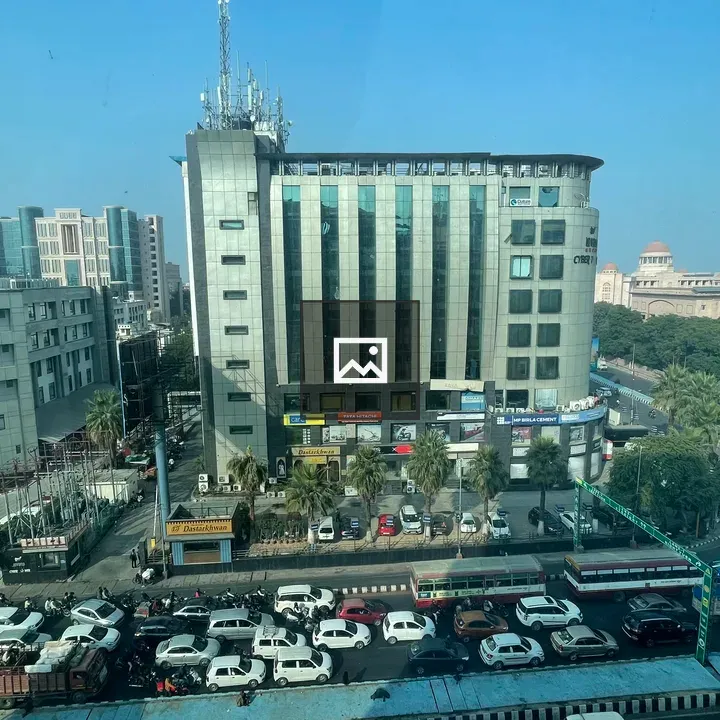 Traffic Around a Highrise in India