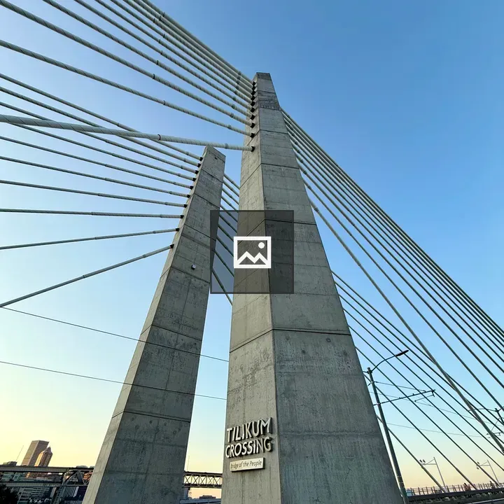 Tilikum Crossing Support Towers