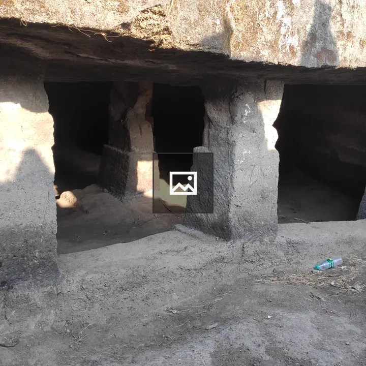 Caves Architecture Detail