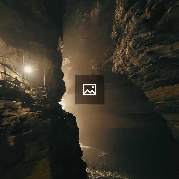 Gupteshwor Mahadev Cave scene