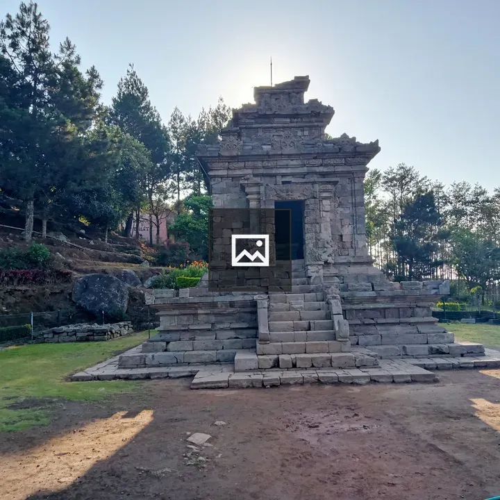 Gedong Songo temple at dawn