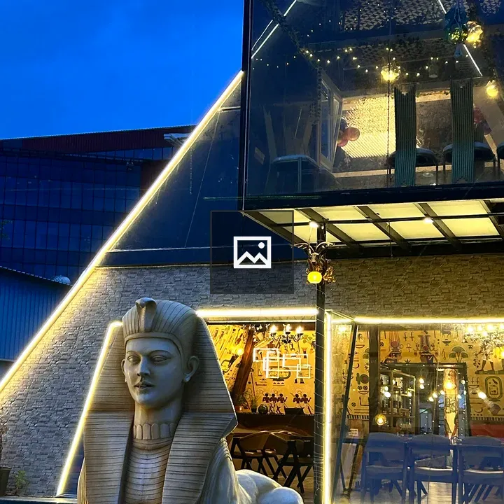Egyptian themed cafe scene