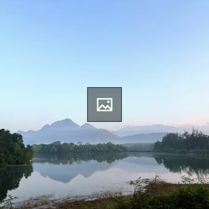 Lake in Green Hills