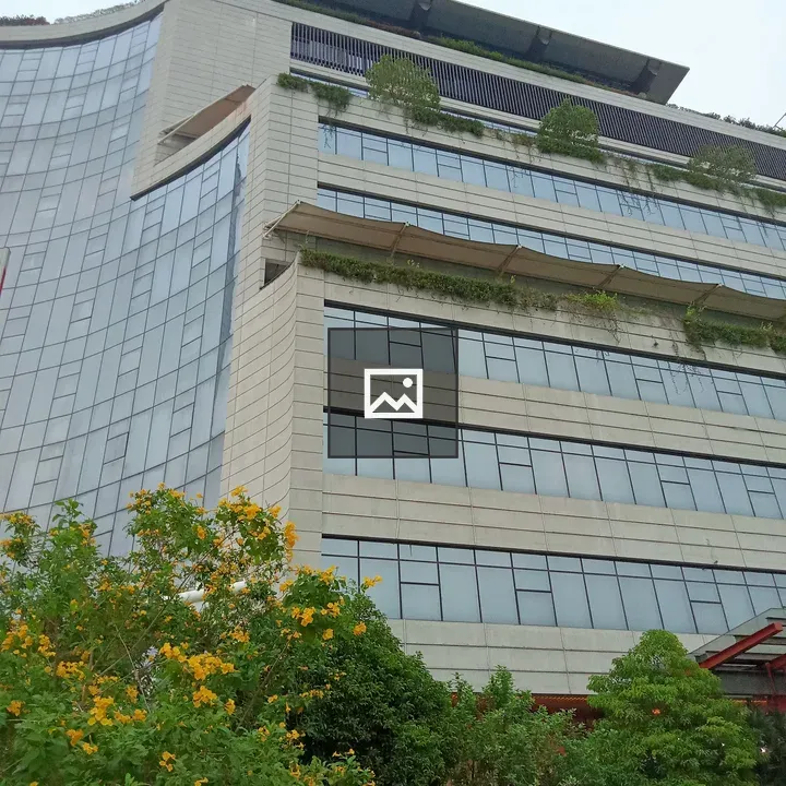 AIUB Architecture and Trees