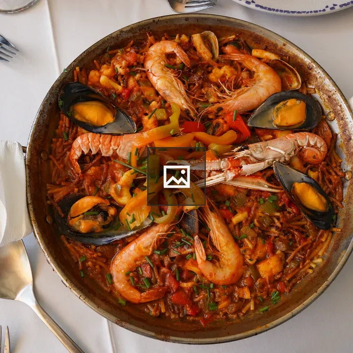 Paella Pan with Seafood