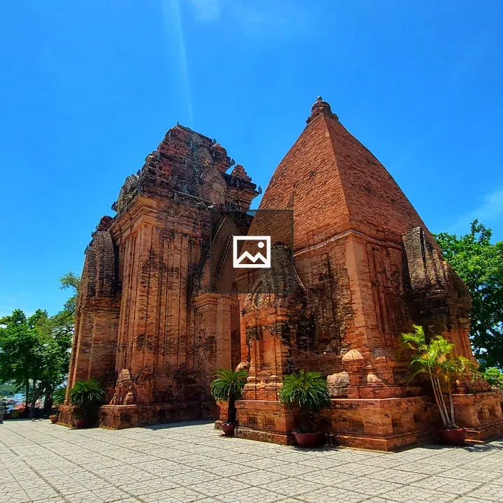Ponagar Temple Complex