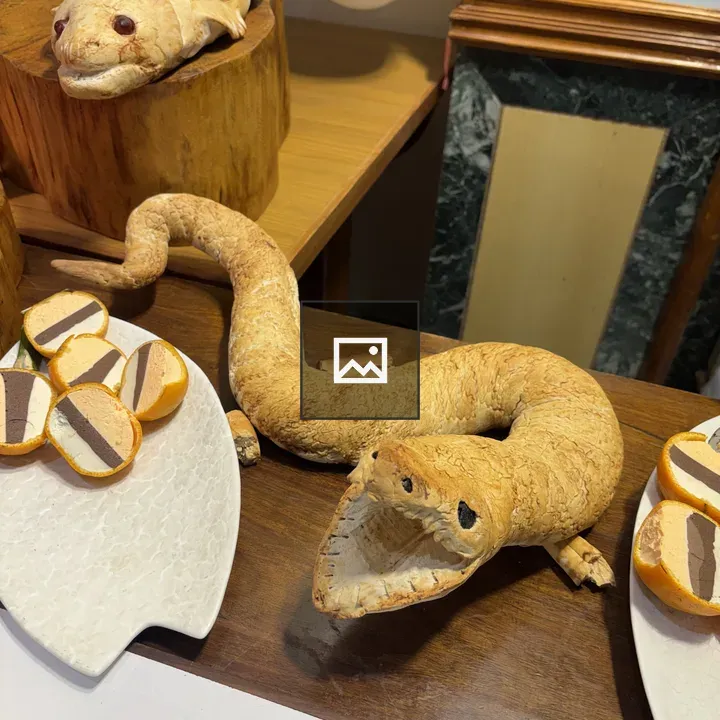 Edible sculptures display