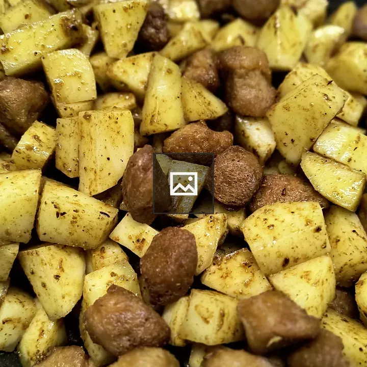 Potatoes and soya chunks
