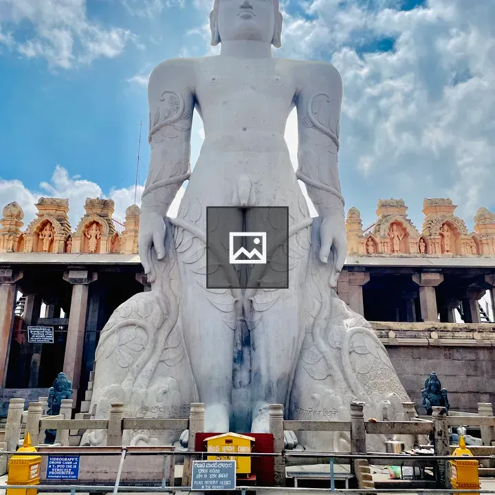 Gommateshwara Statue Portrait
