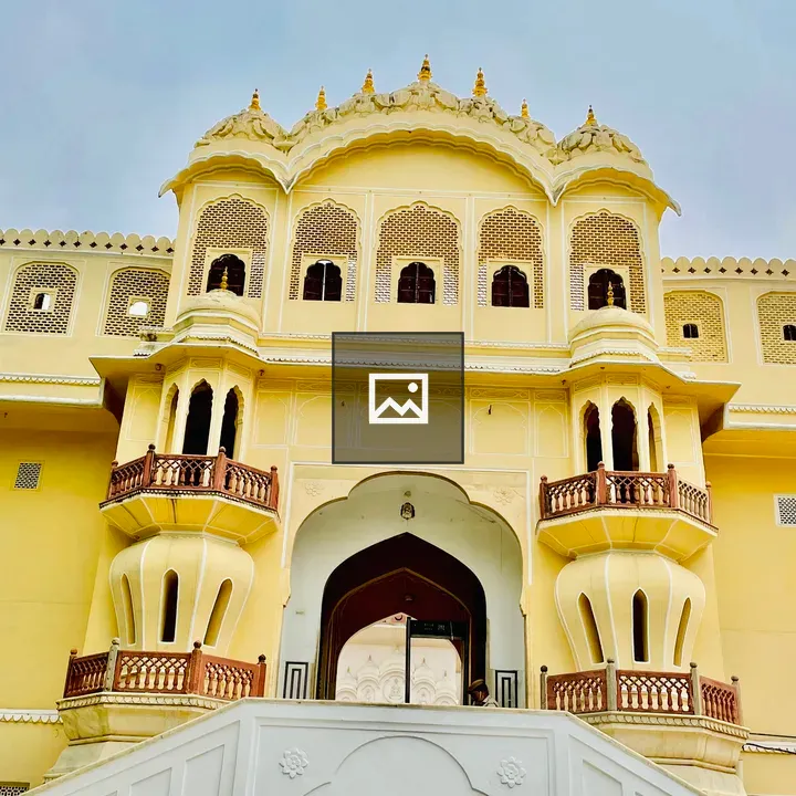 Hawa Mahal Main Entrance
