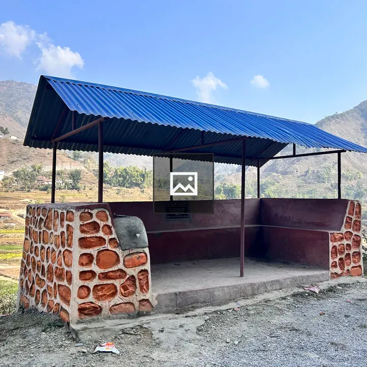Spot on the roadside for breaks