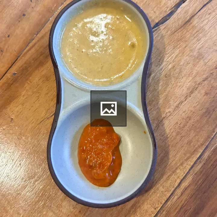 Dual-compartment Dish with Sauces